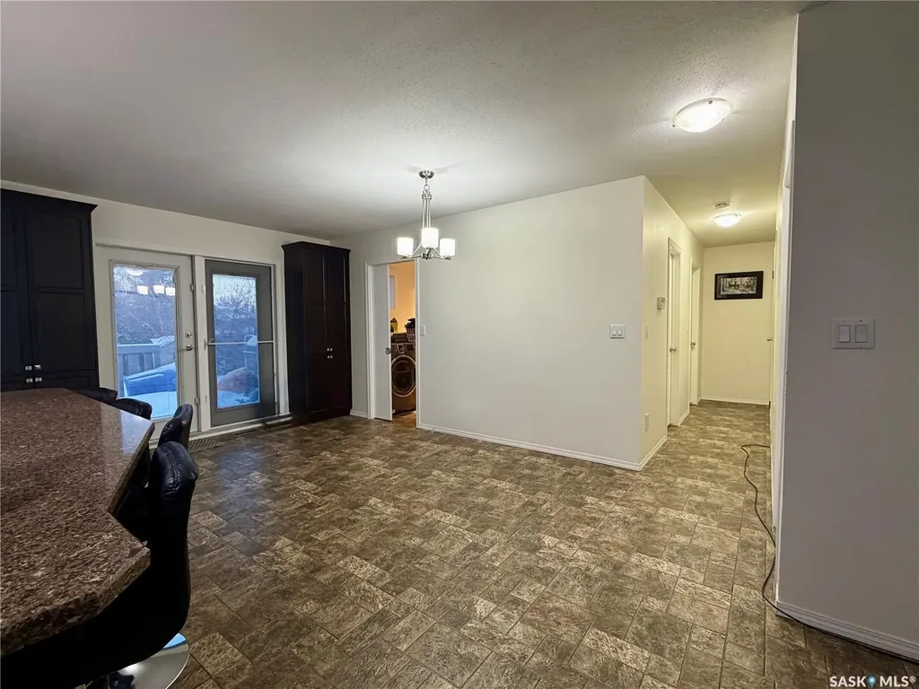 405 3rd Avenue W Biggar SK S0K 0M0