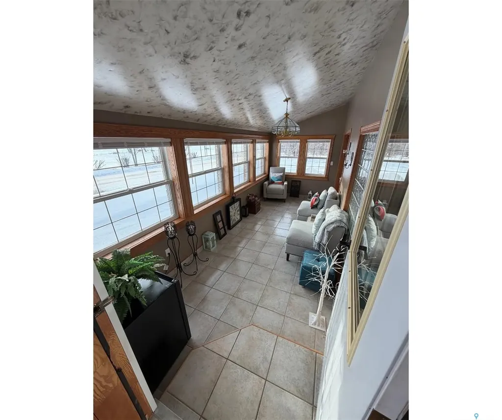 74 Nunn Street La Ronge SK S0J 1L0