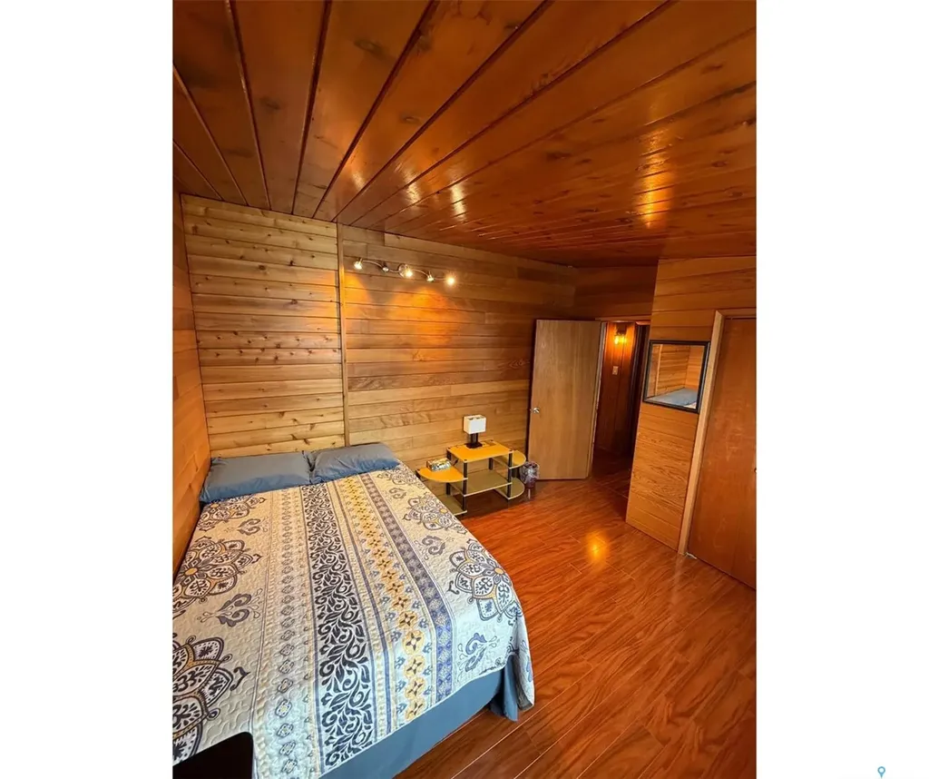 74 Nunn Street La Ronge SK S0J 1L0