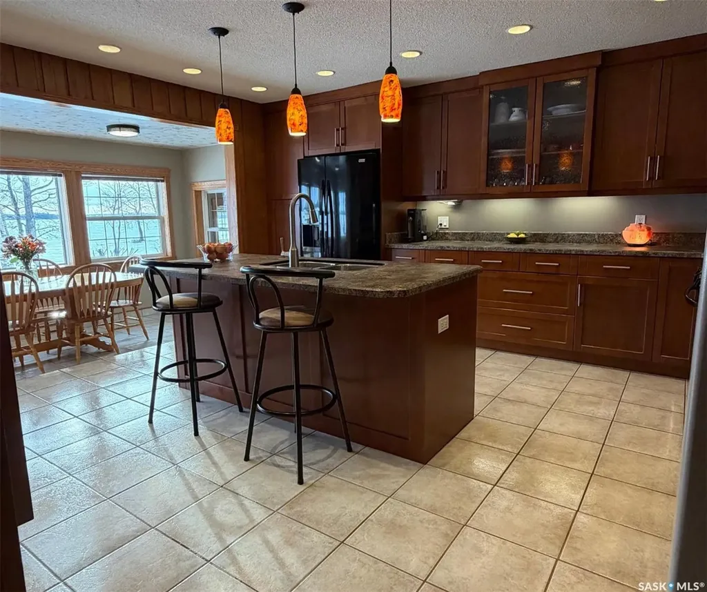 74 Nunn Street La Ronge SK S0J 1L0