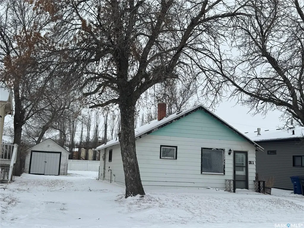 311 2nd Avenue W Assiniboia SK S0H 0B0