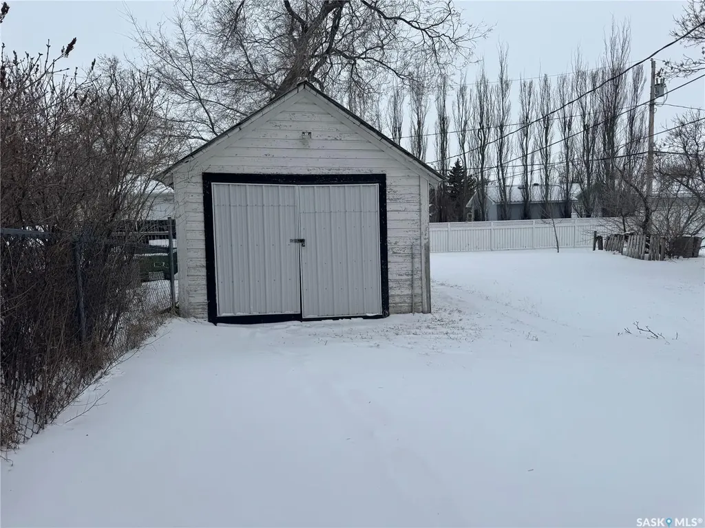 311 2nd Avenue W Assiniboia SK S0H 0B0