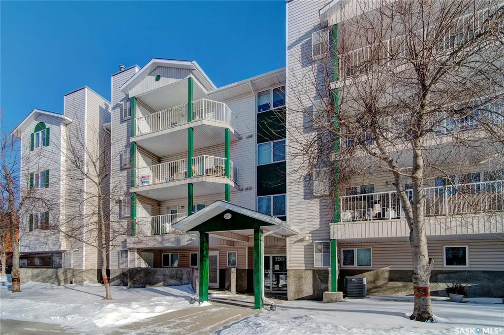 2203 Angus Street Regina SK S4T 2A3