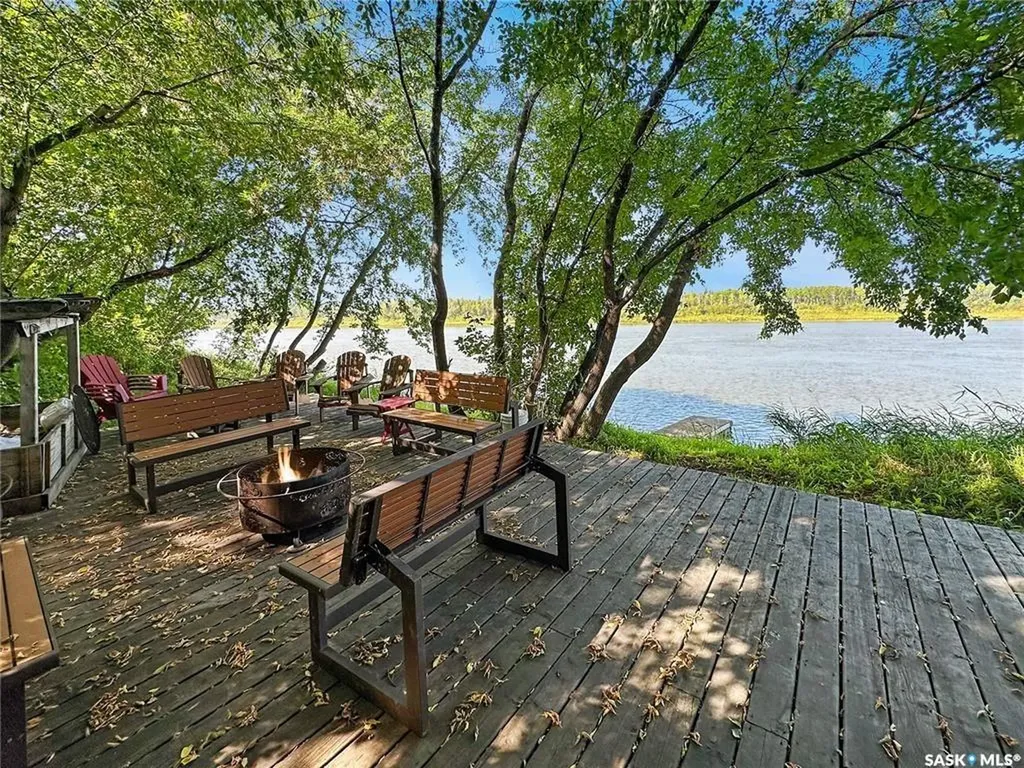 532 River Street E Prince Albert SK S6V 0A6