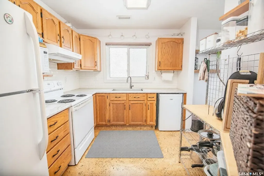 532 River Street E Prince Albert SK S6V 0A6