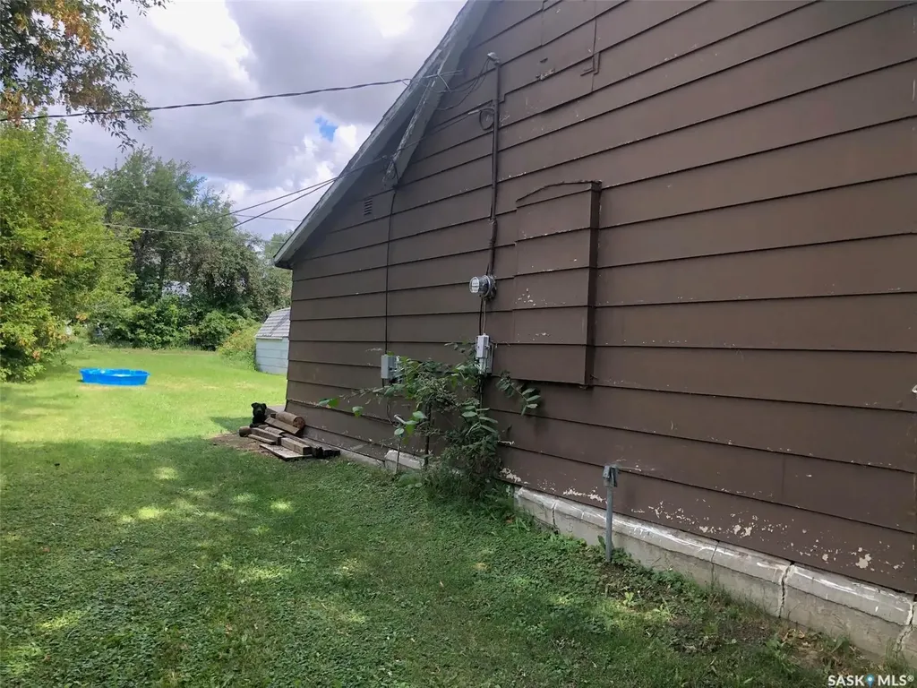 139 Harvey Street Kamsack SK S0A 1S0