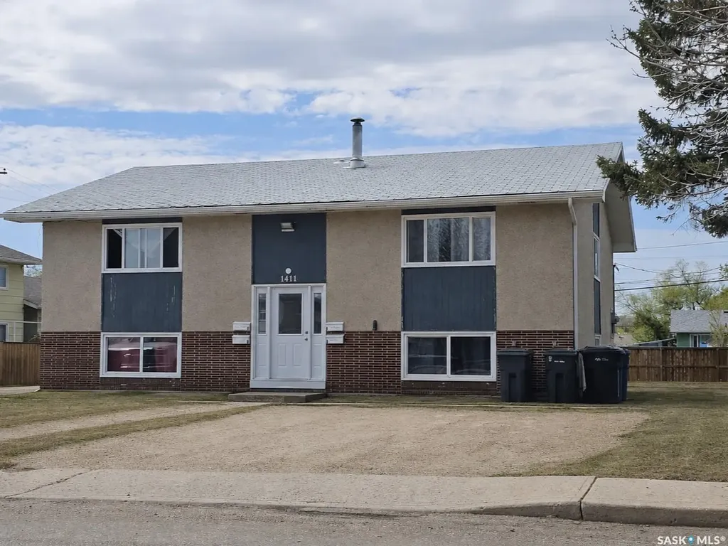 1411 111th Street North Battleford SK S9A 2K7