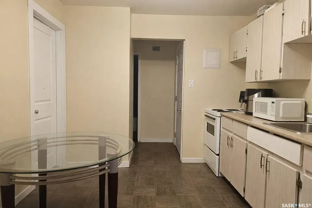 1411 111th Street North Battleford SK S9A 2K7
