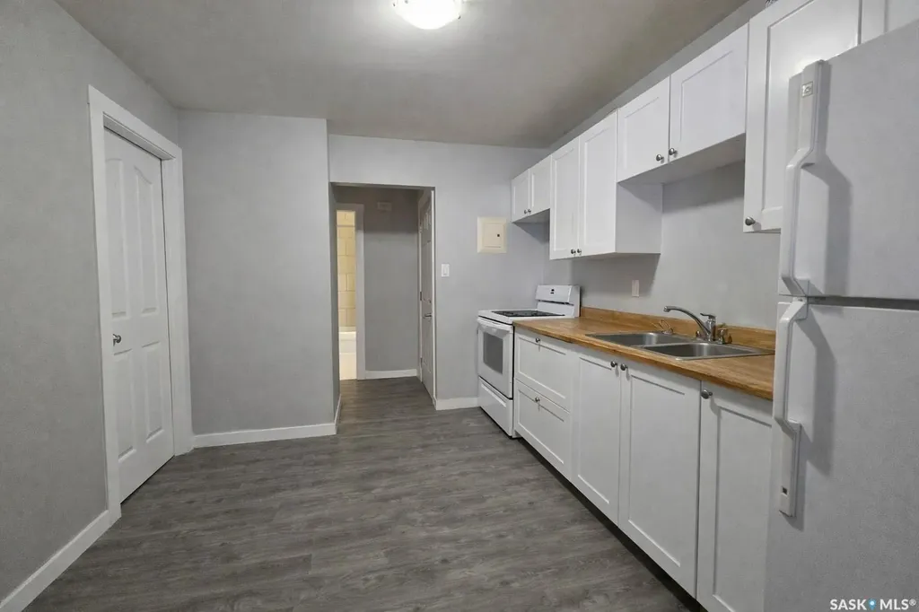 1411 111th Street North Battleford SK S9A 2K7