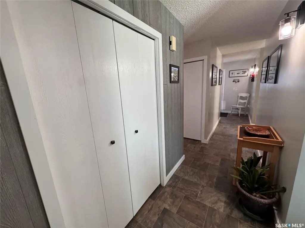 415 3rd Avenue W Biggar SK S0K 0M0