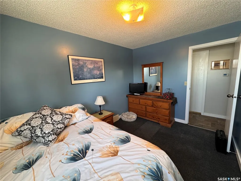 415 3rd Avenue W Biggar SK S0K 0M0