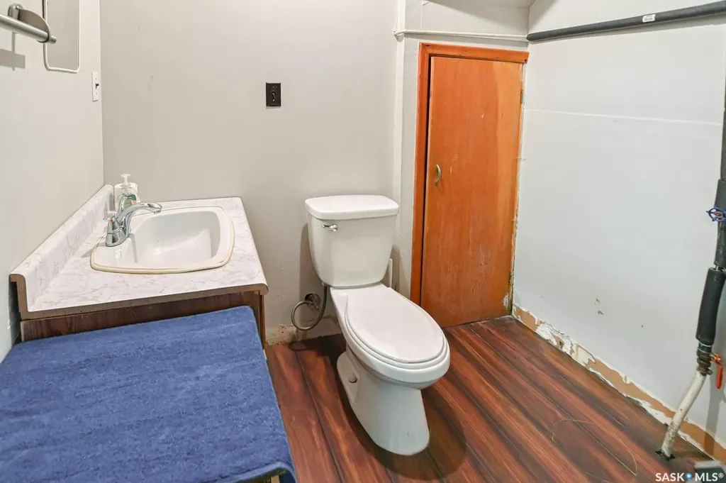 229 Victoria Street Lang SK S0G 2W0