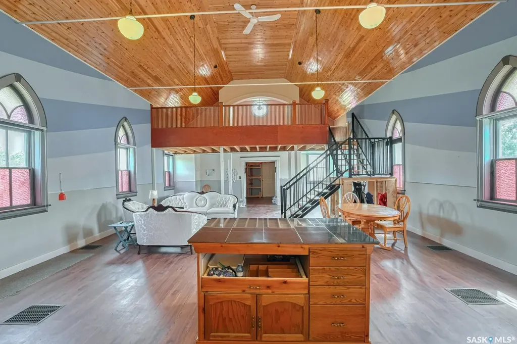 229 Victoria Street Lang SK S0G 2W0