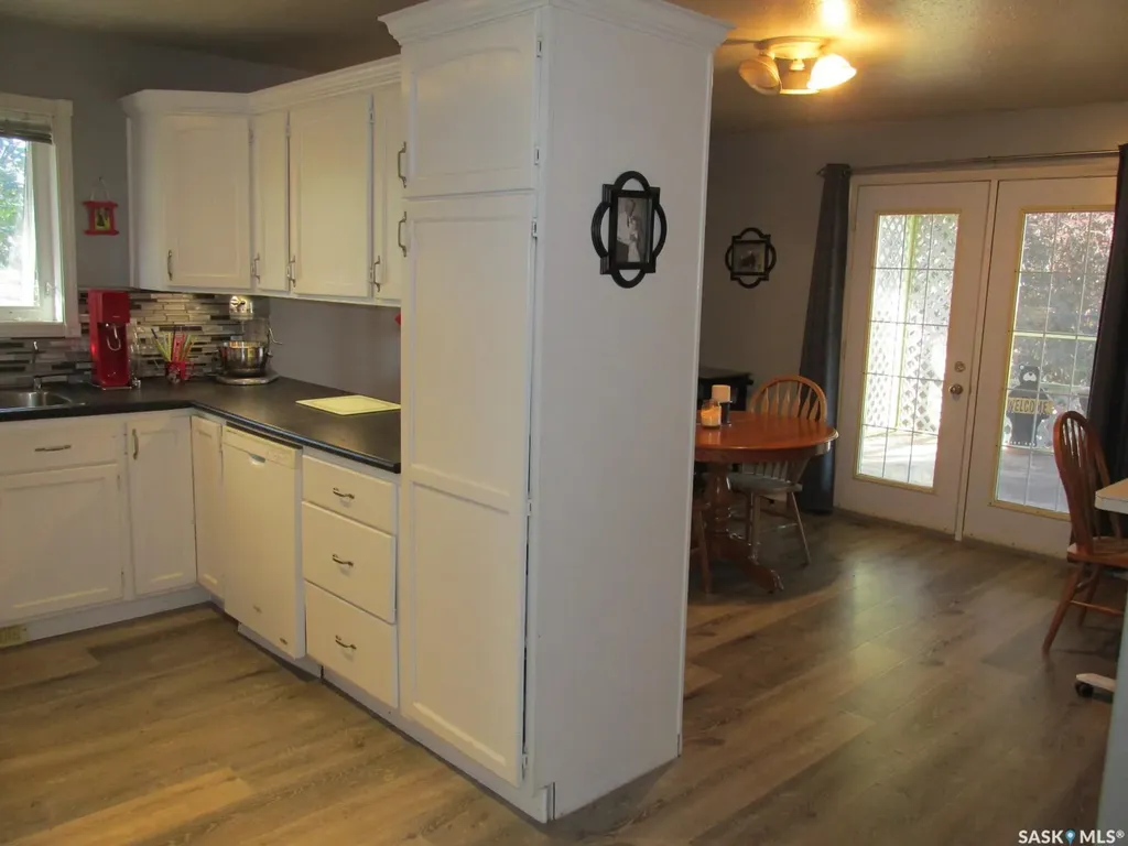 613 9th Avenue W Nipawin SK S0E 1E0