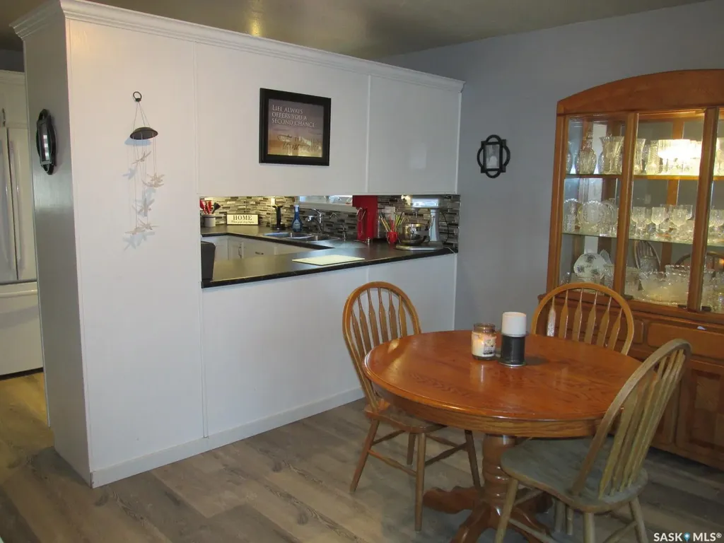 613 9th Avenue W Nipawin SK S0E 1E0