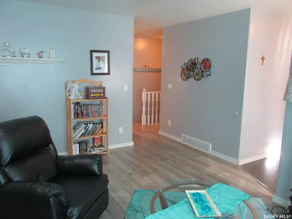 613 9th Avenue W Nipawin SK S0E 1E0