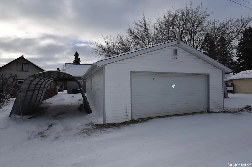 302 Main Street White Fox SK S0J 3B0