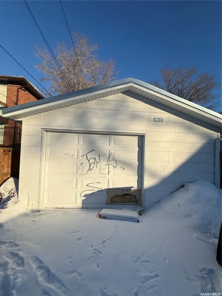 1705 20th Street W Saskatoon SK S7M 0Z8
