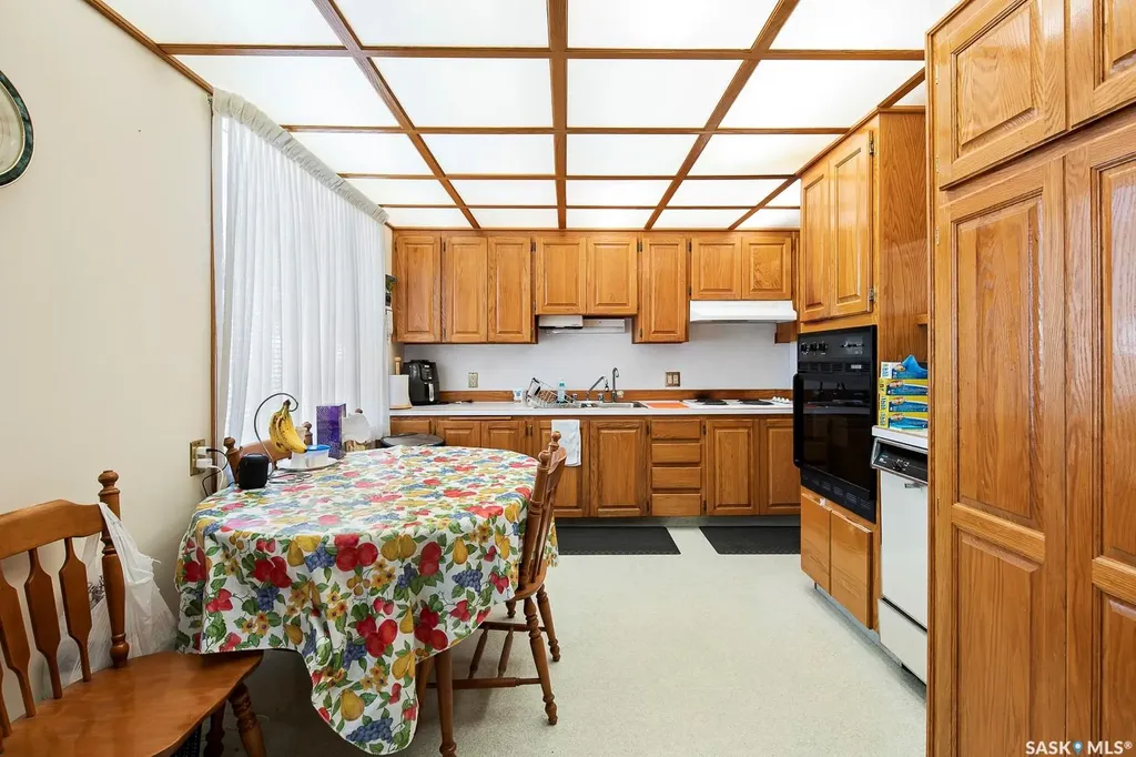 1801 Quebec Street Regina SK S4P 1J6