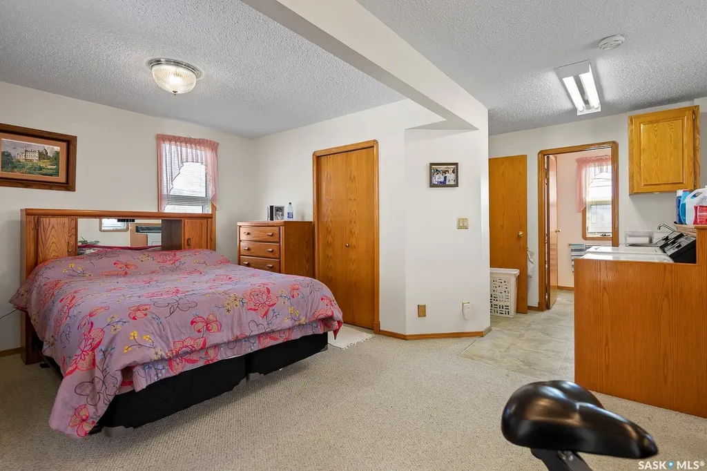 1801 Quebec Street Regina SK S4P 1J6