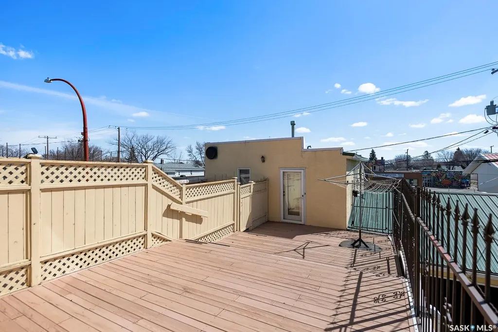 1801 Quebec Street Regina SK S4P 1J6