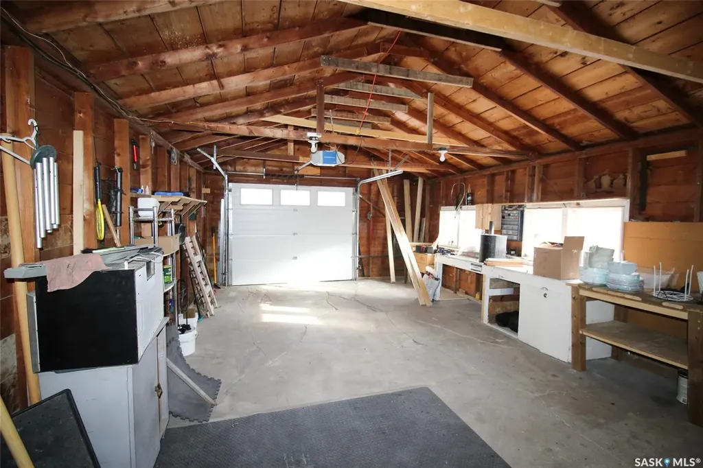 688 1st Street W Shaunavon SK S0N 2M0