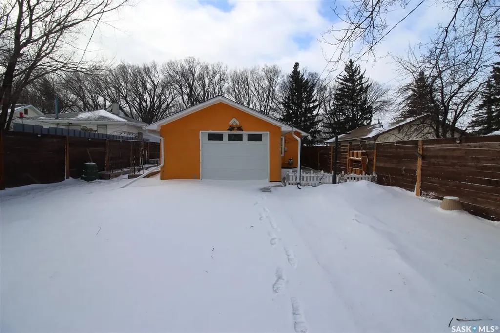 688 1st Street W Shaunavon SK S0N 2M0
