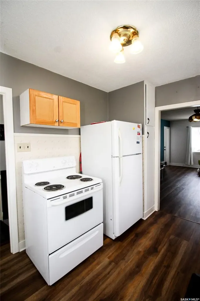 688 1st Street W Shaunavon SK S0N 2M0