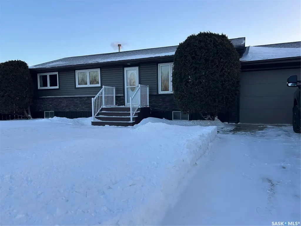1620 Dieppe Crescent Estevan SK S4A 1W7