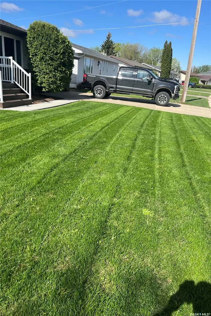 1620 Dieppe Crescent Estevan SK S4A 1W7