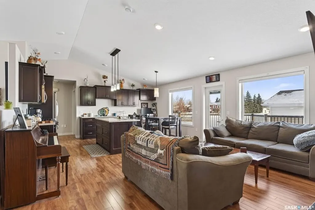 96 14th Street Humboldt SK S0K 2A0