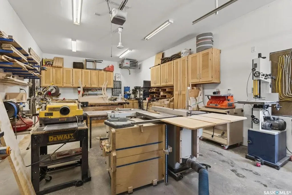 96 14th Street Humboldt SK S0K 2A0