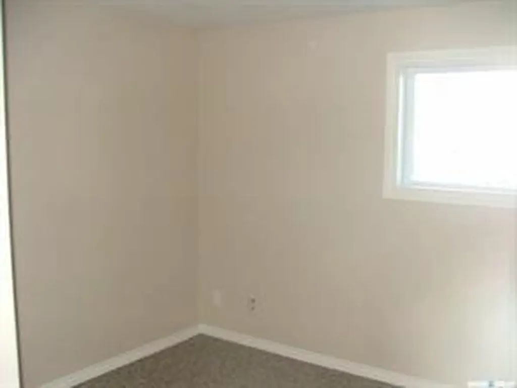 633/635 3rd Street NE Wadena SK S0A 4J0