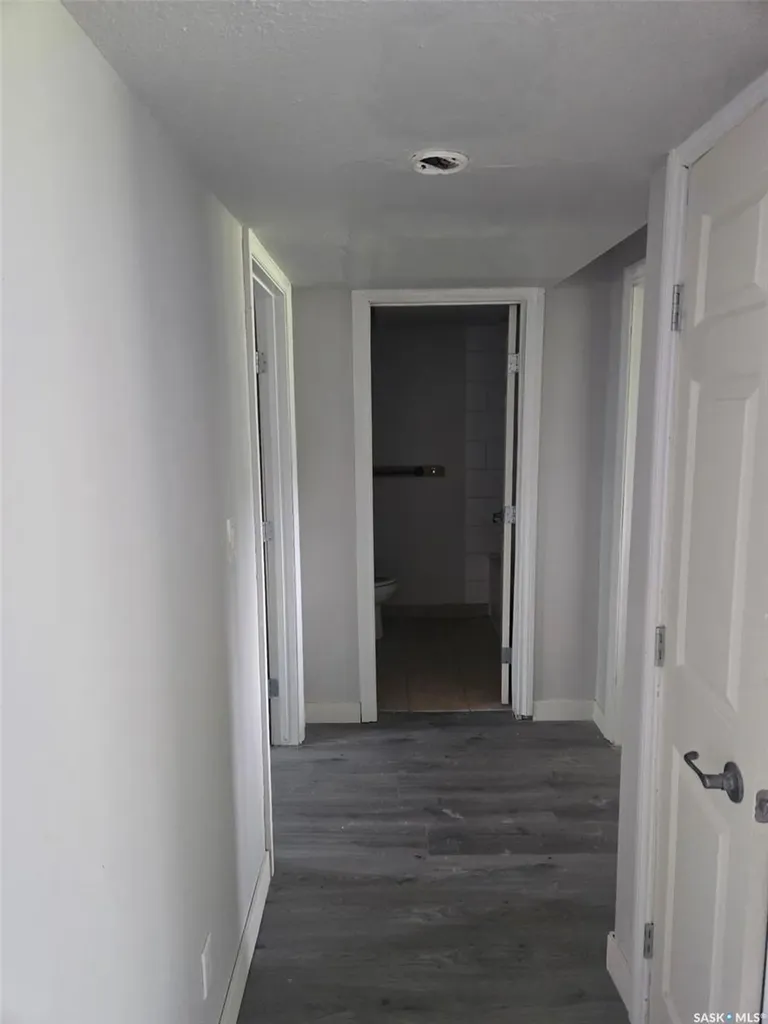 633/635 3rd Street NE Wadena SK S0A 4J0