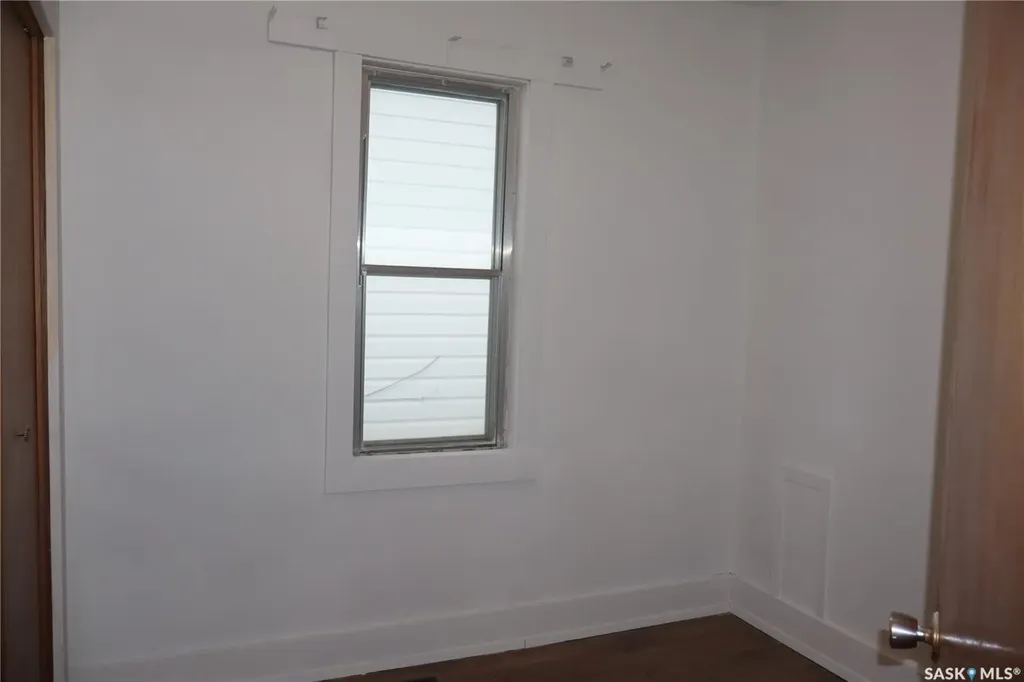 315 7th Avenue E Assiniboia SK S0H 0B0