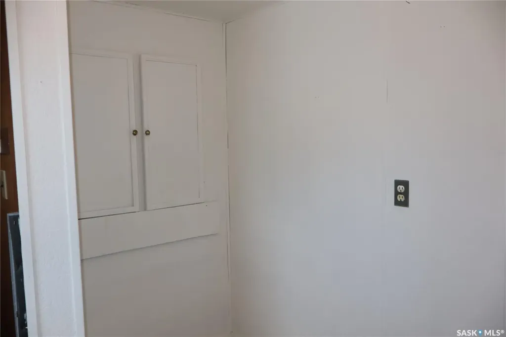 315 7th Avenue E Assiniboia SK S0H 0B0