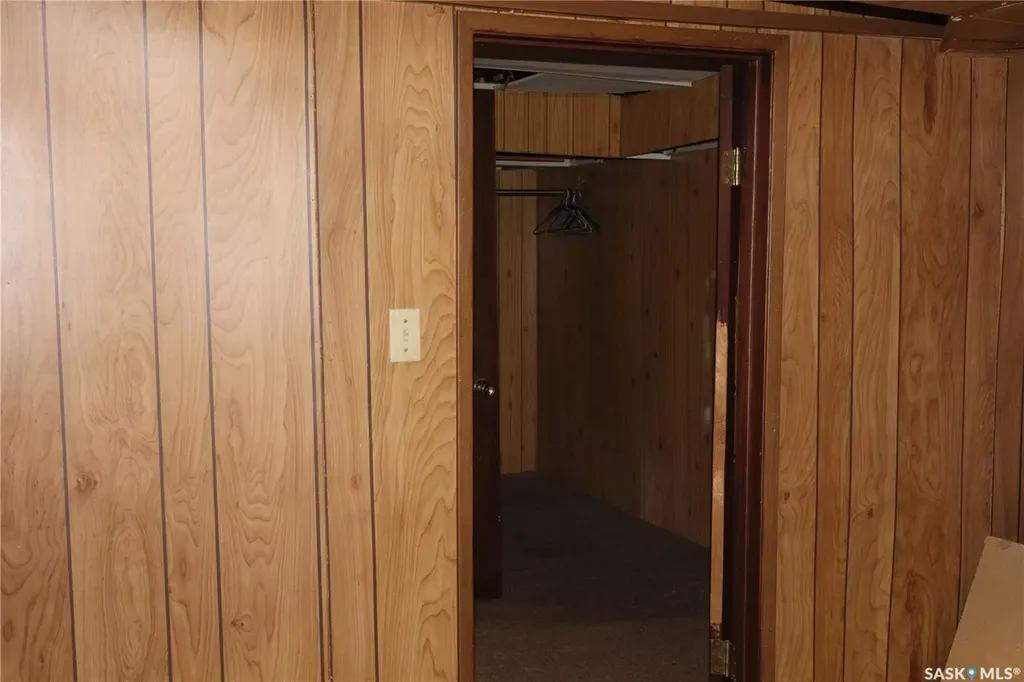 315 7th Avenue E Assiniboia SK S0H 0B0