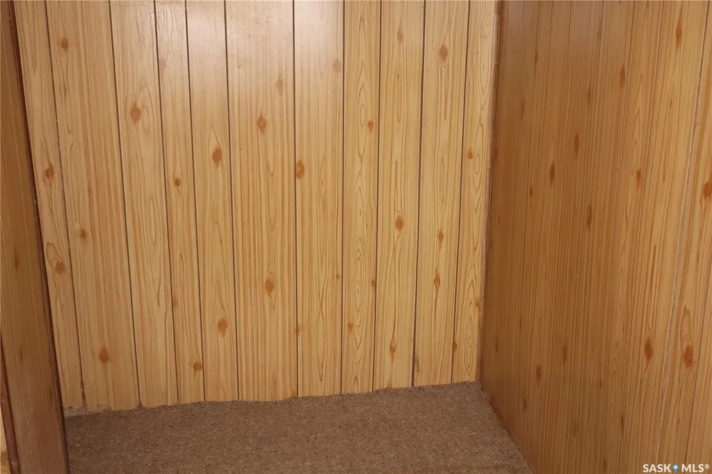 315 7th Avenue E Assiniboia SK S0H 0B0