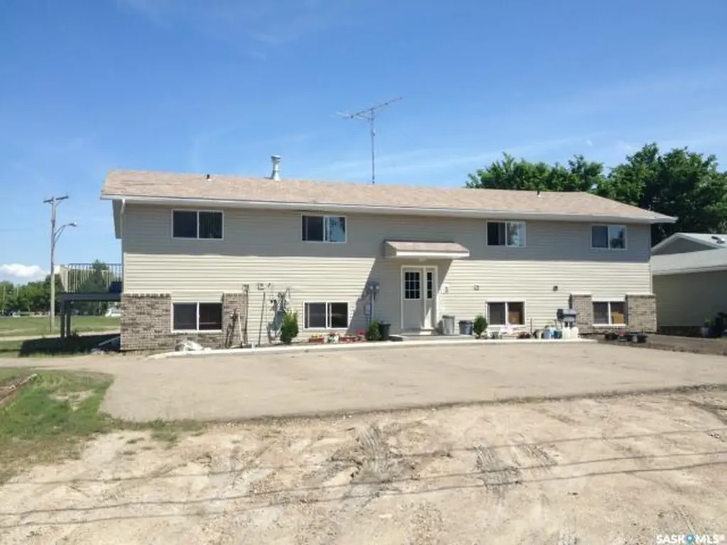 245 3rd Street NE Wadena SK S0A 4J0