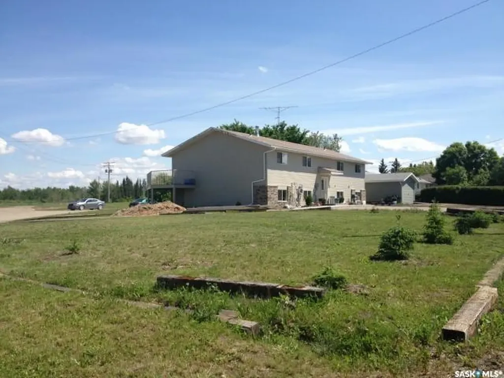 245 3rd Street NE Wadena SK S0A 4J0