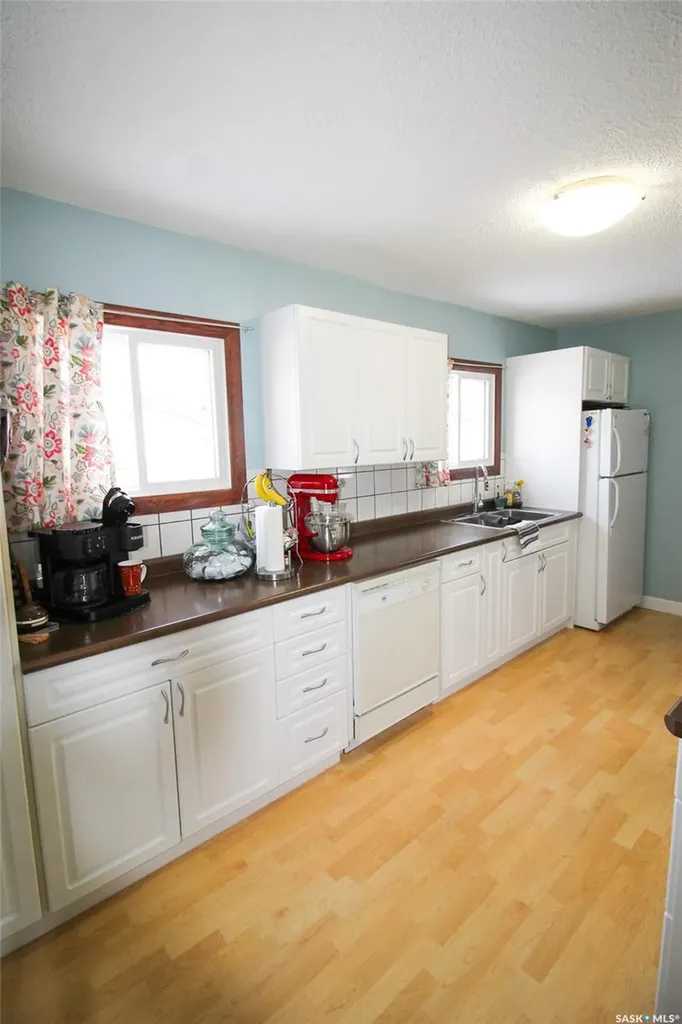 644 1st Street W Shaunavon SK S0N 2M0