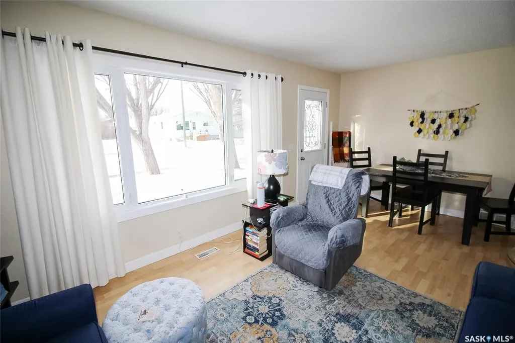 644 1st Street W Shaunavon SK S0N 2M0