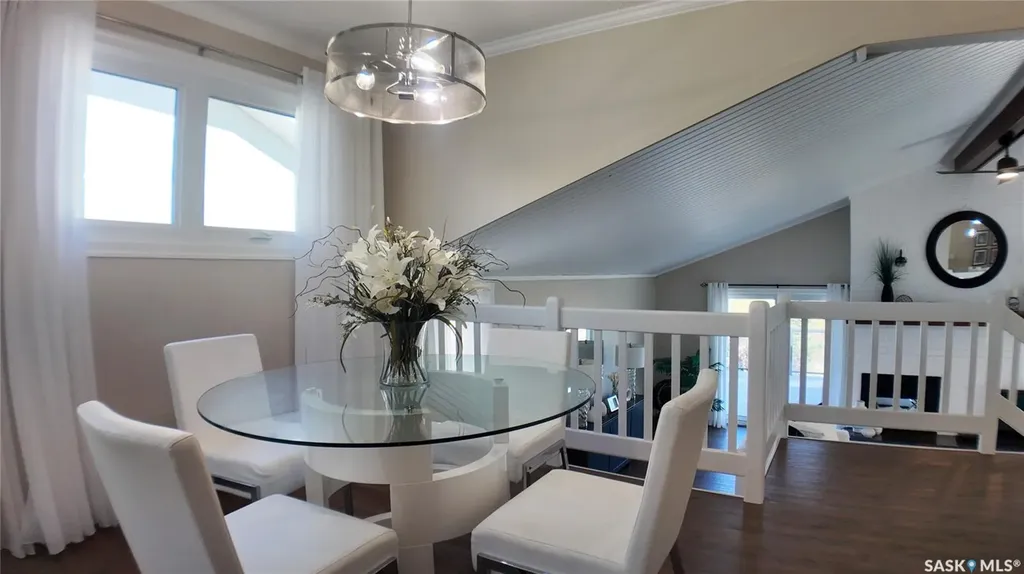 6 1st Avenue Battleford SK S0M 0E0