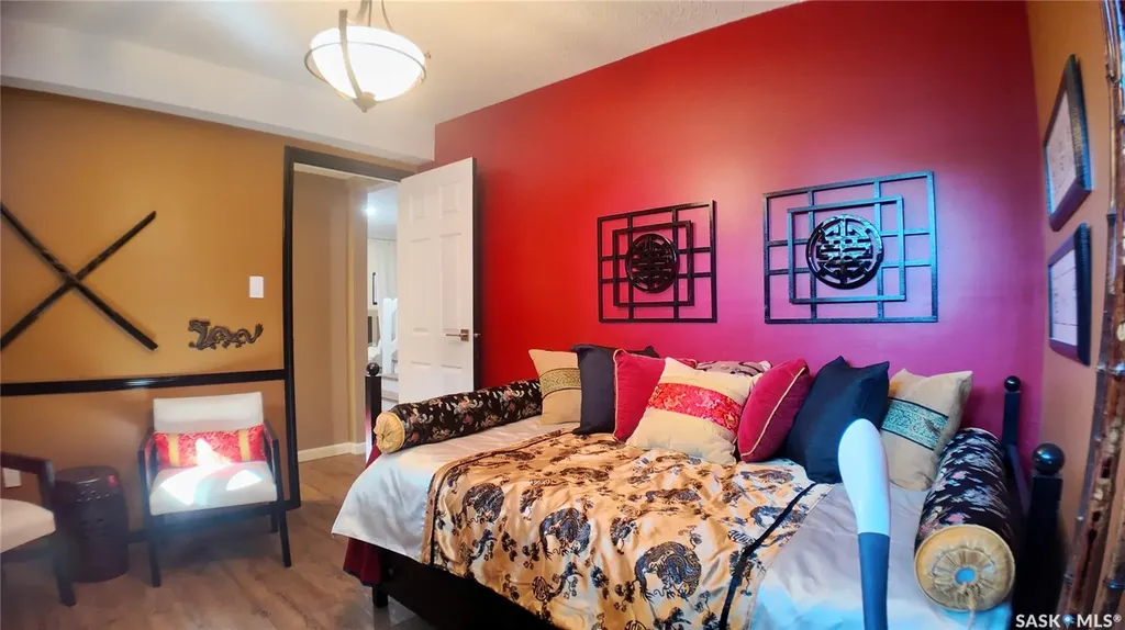 6 1st Avenue Battleford SK S0M 0E0