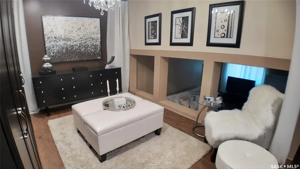 6 1st Avenue Battleford SK S0M 0E0