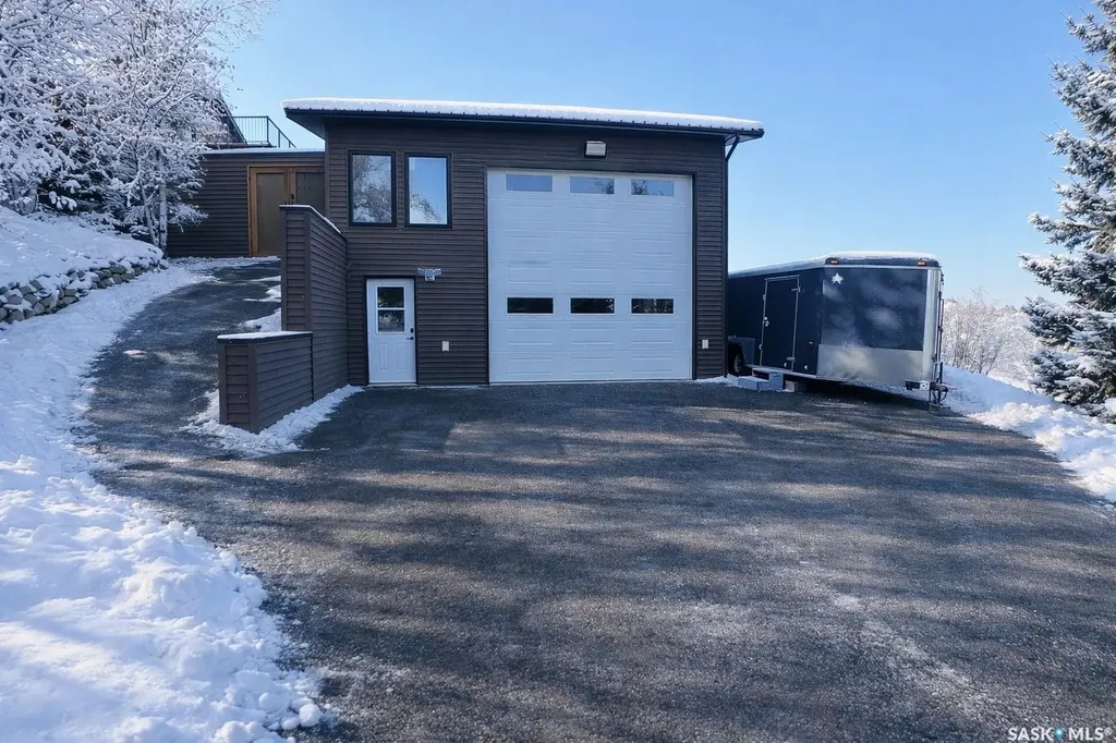 6 1st Avenue Battleford SK S0M 0E0