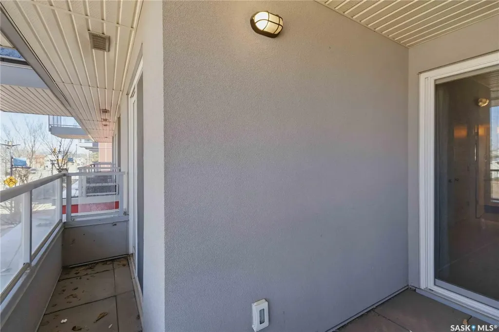 418 C Avenue S Saskatoon SK S7M 1N6