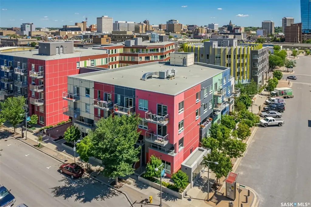 418 C Avenue S Saskatoon SK S7M 1N6