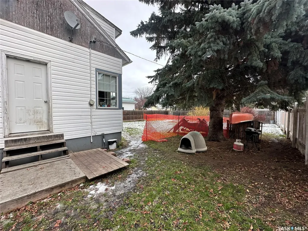 336 Mary Street Canora SK S0A 0L0
