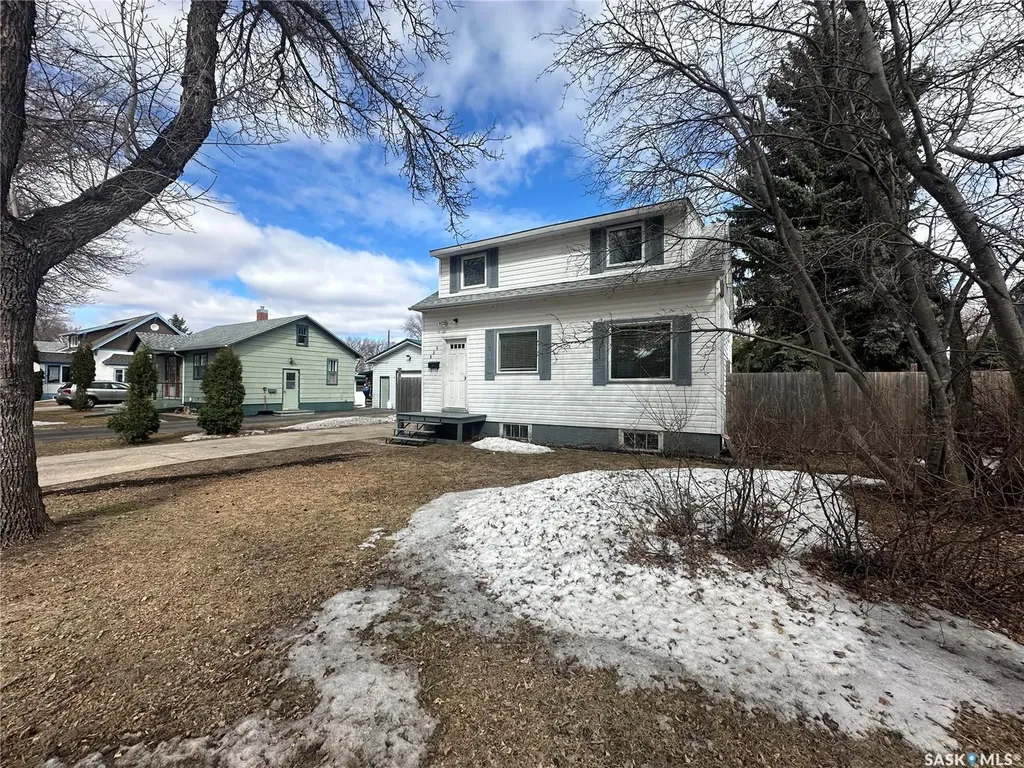 336 Mary Street Canora SK S0A 0L0